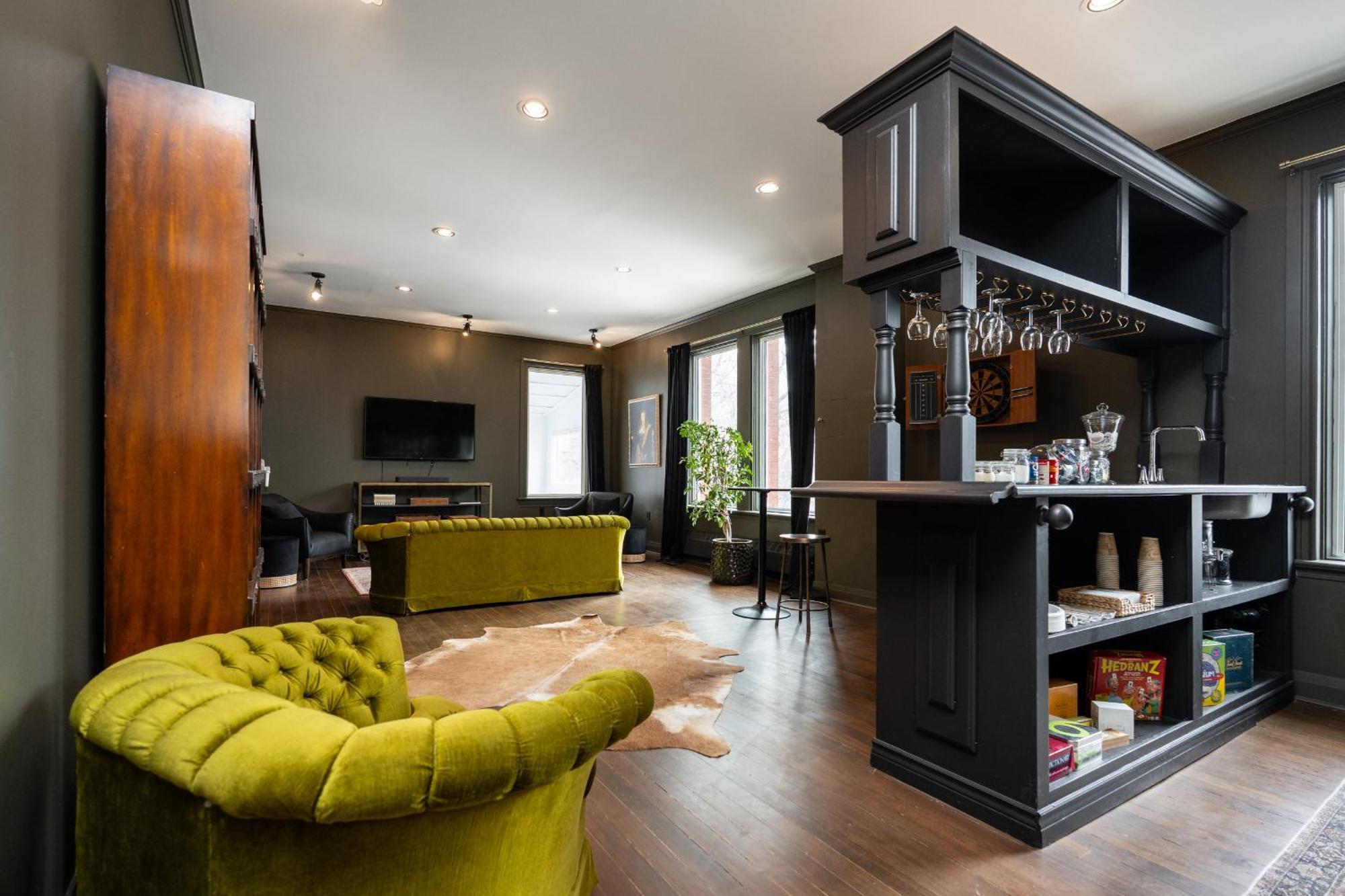 No. 5 East Bed & Breakfast วินนิเพก ภายนอก รูปภาพ