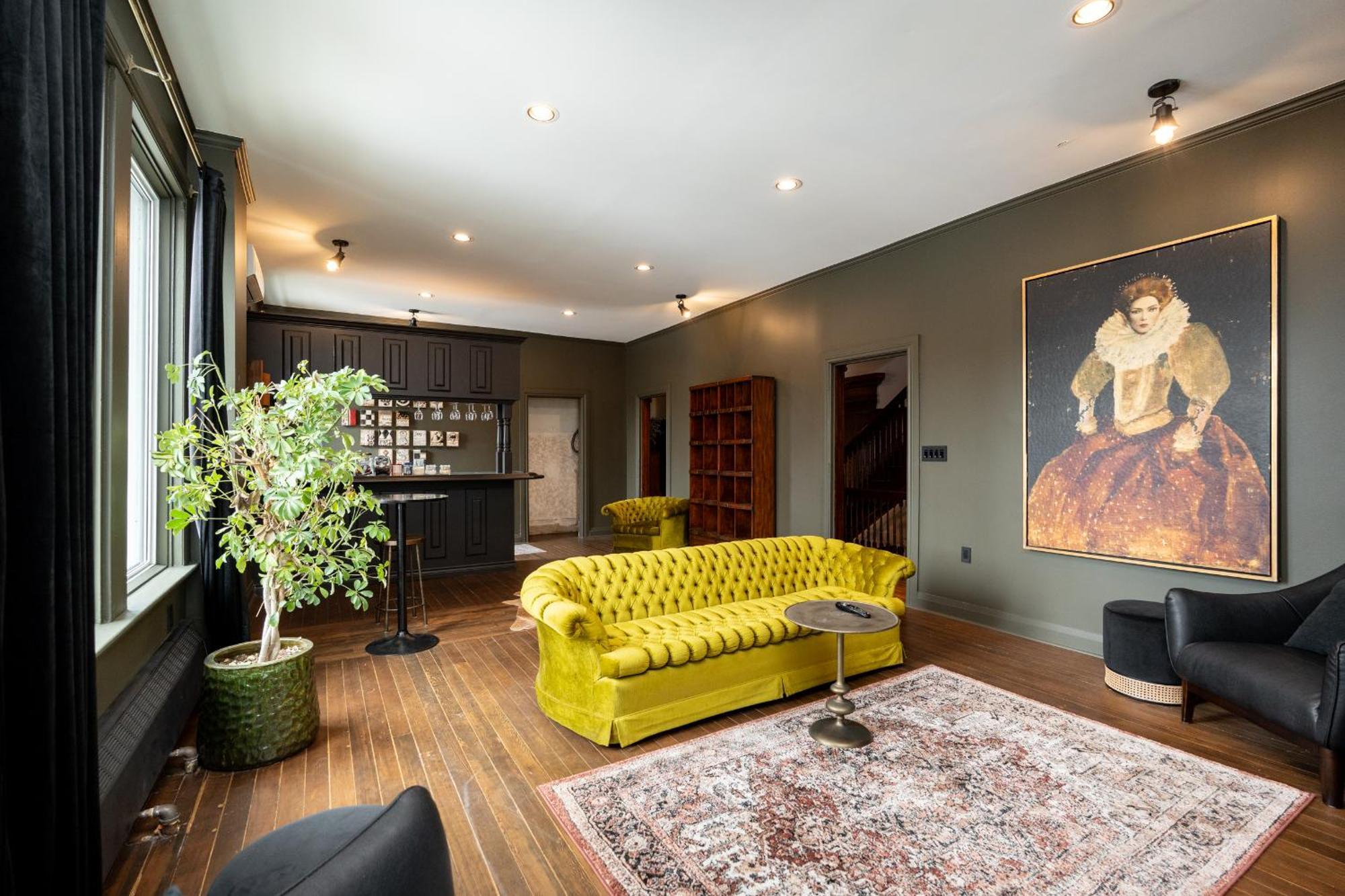 No. 5 East Bed & Breakfast วินนิเพก ภายนอก รูปภาพ